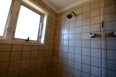Banheiro Suíte de apartamento para alugar com 3 quartos, 80m² em Nova Campinas, Campinas