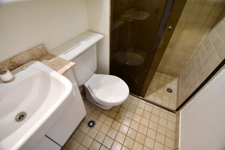 Apartamento para alugar com 80m², 3 quartos e 2 vagasBanheiro social