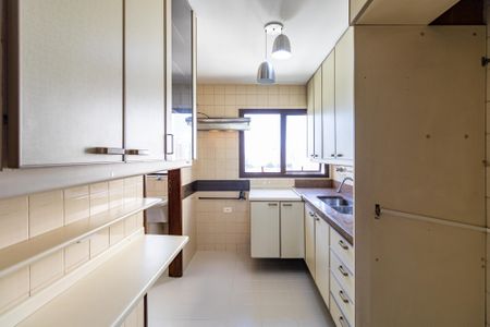 Apartamento à venda com 100m², 3 quartos e 2 vagasCozinha