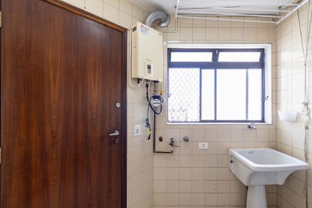 Apartamento à venda com 100m², 3 quartos e 2 vagasÁrea de serviço