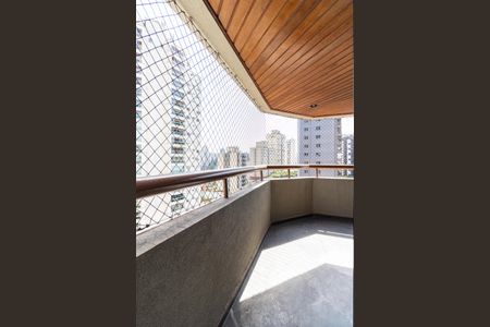 Apartamento à venda com 100m², 3 quartos e 2 vagasVaranda da Suíte