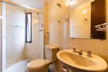 Apartamento à venda com 100m², 3 quartos e 2 vagasBanheiro social