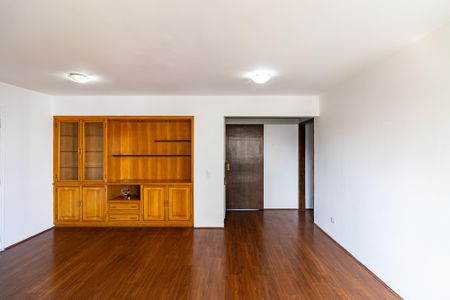 Apartamento à venda com 100m², 3 quartos e 2 vagasSala