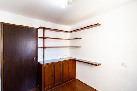 Apartamento à venda com 100m², 3 quartos e 2 vagasQuarto