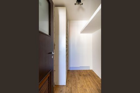 Apartamento à venda com 100m², 3 quartos e 2 vagasÁrea de serviço