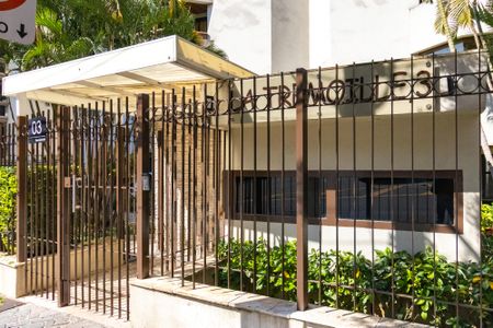 Apartamento à venda com 100m², 3 quartos e 2 vagasFachada