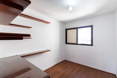 Apartamento à venda com 100m², 3 quartos e 2 vagasQuarto