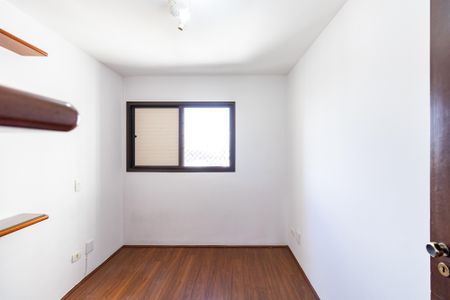 Apartamento à venda com 100m², 3 quartos e 2 vagasQuarto
