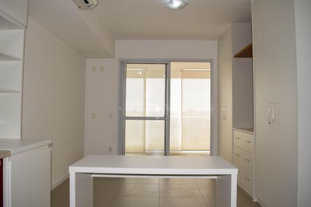 Apartamento para alugar com 33m², 1 quarto e 1 vagaStudio