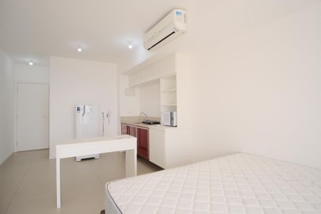 Studio de kitnet/studio para alugar com 1 quarto, 33m² em Vila Gomes Cardim, São Paulo