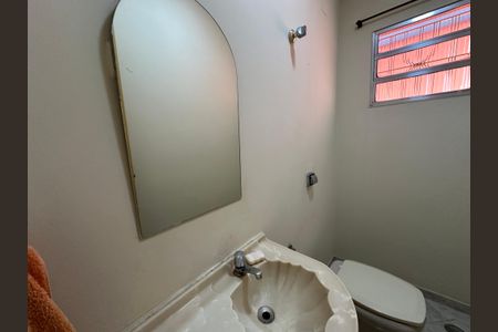 Casa para alugar com 135m², 3 quartos e 2 vagasLavabo