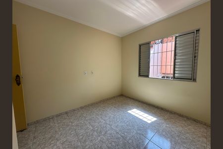 Casa para alugar com 135m², 3 quartos e 2 vagasQuarto 2