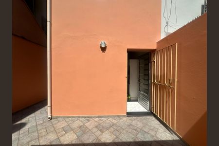 Casa para alugar com 135m², 3 quartos e 2 vagasQuintal