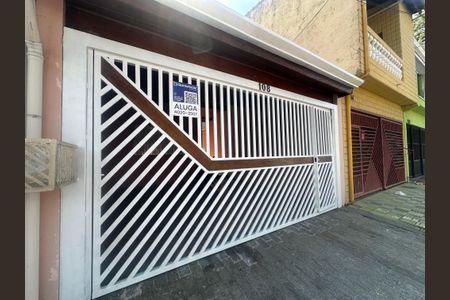 Casa para alugar com 135m², 3 quartos e 2 vagasFachada