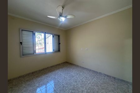 Casa para alugar com 135m², 3 quartos e 2 vagasSuíte