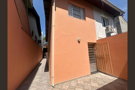 Casa para alugar com 135m², 3 quartos e 2 vagasQuintal