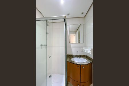 Apartamento para alugar com 60m², 2 quartos e 1 vaga Apartamento para alugar com 60m², 2 quartos e 1 vagaBanheiro social