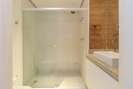 Studio à venda com 41m², 0 quarto e 1 vaga Studio à venda com 41m², 0 quarto e 1 vagaBanheiro