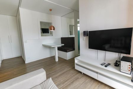 Sala de apartamento para alugar com 2 quartos, 50m² em Jardim Ampliação, São Paulo
