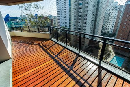 Apartamento para alugar com 540m², 5 quartos e 4 vagas Apartamento para alugar com 540m², 5 quartos e 4 vagasVaranda da Sala