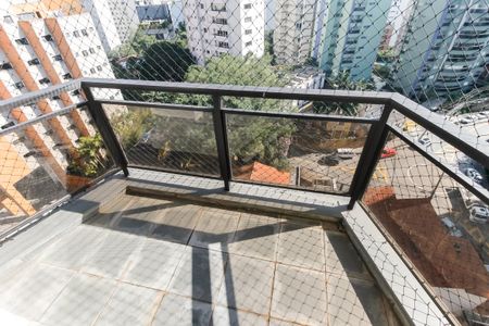 Apartamento para alugar com 540m², 5 quartos e 4 vagas Apartamento para alugar com 540m², 5 quartos e 4 vagasVaranda - Suíte 1
