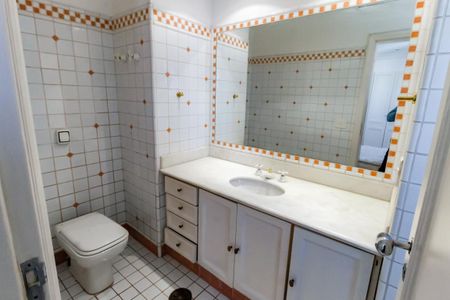 Apartamento para alugar com 540m², 5 quartos e 4 vagas Apartamento para alugar com 540m², 5 quartos e 4 vagasBanheiro da Suíte 3
