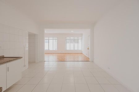 Apartamento para alugar com 115m², 2 quartos e 1 vaga Apartamento para alugar com 115m², 2 quartos e 1 vagaCozinha