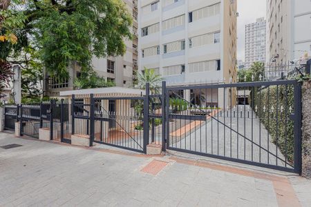Apartamento para alugar com 115m², 2 quartos e 1 vaga Apartamento para alugar com 115m², 2 quartos e 1 vagaFachada
