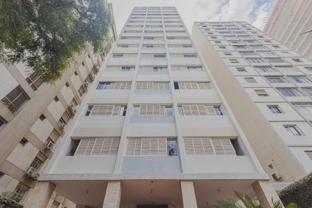Apartamento para alugar com 115m², 2 quartos e 1 vaga Apartamento para alugar com 115m², 2 quartos e 1 vagaFachada