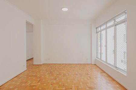 Apartamento para alugar com 115m², 2 quartos e 1 vaga Apartamento para alugar com 115m², 2 quartos e 1 vagaSala