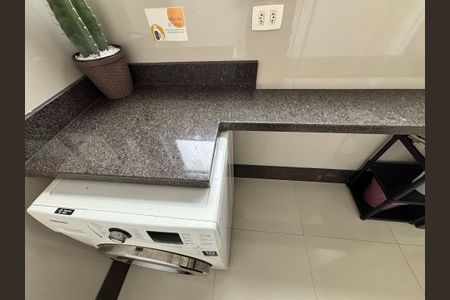 Apartamento para alugar com 69m², 2 quartos e 1 vagaÁrea de Serviço