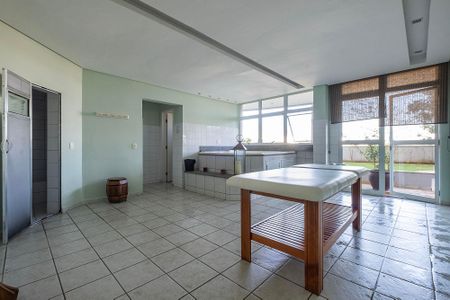 Apartamento à venda com 49m², 1 quarto e 1 vagaSpa