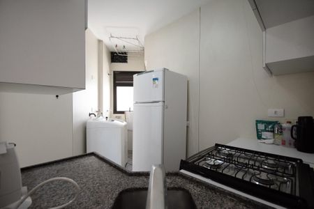 Studio para alugar com 55m², 2 quartos e 2 vagas Studio para alugar com 55m², 2 quartos e 2 vagasCozinha