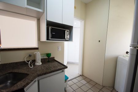 Studio para alugar com 55m², 2 quartos e 2 vagas Studio para alugar com 55m², 2 quartos e 2 vagasCozinha