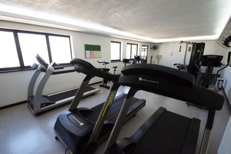 Studio para alugar com 55m², 2 quartos e 2 vagas Studio para alugar com 55m², 2 quartos e 2 vagasÁrea comum - Academia