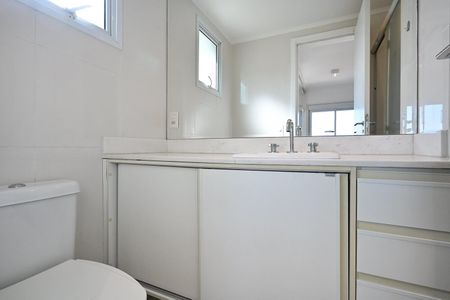 Apartamento à venda com 120m², 2 quartos e 2 vagasBanheiro Suíte 
