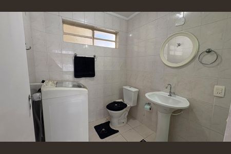 Apartamento à venda com 48m², 1 quarto e sem vaga Apartamento à venda com 48m², 1 quarto e sem vagaBanheiro social