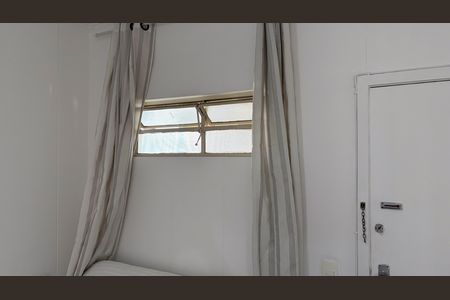 Apartamento à venda com 48m², 1 quarto e sem vaga Apartamento à venda com 48m², 1 quarto e sem vagaBanheiro social