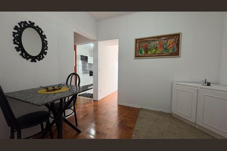 Sala de apartamento para alugar com 1 quarto, 48m² em Liberdade, São Paulo