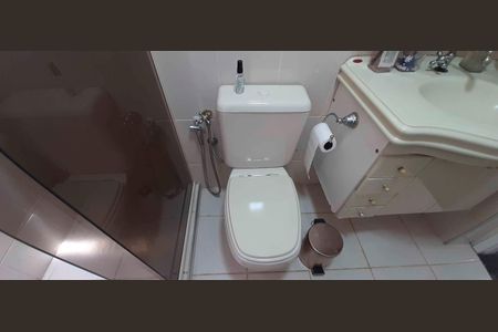 Apartamento para alugar com 65m², 2 quartos e 1 vagaBanheiro