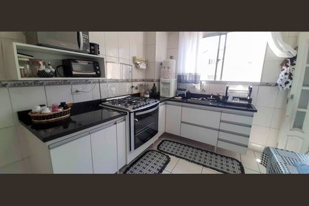 Apartamento para alugar com 65m², 2 quartos e 1 vagaCozinha