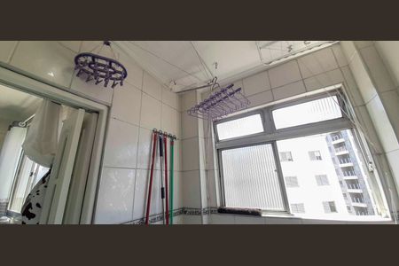 Apartamento para alugar com 65m², 2 quartos e 1 vagaÁrea de Serviço