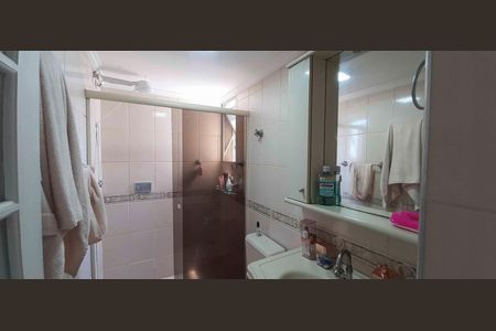 Apartamento para alugar com 65m², 2 quartos e 1 vagaBanheiro