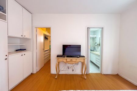 Apartamento à venda com 80m², 2 quartos e 1 vagaSuíte