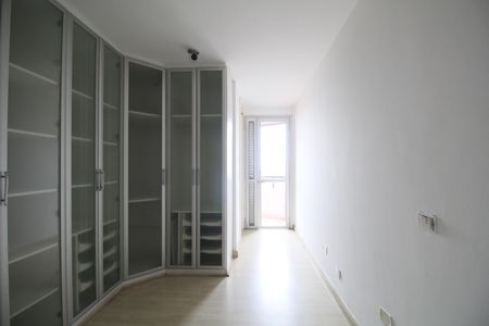 Apartamento para alugar com 160m², 3 quartos e 2 vagasQuarto 3