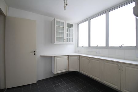 Apartamento para alugar com 160m², 3 quartos e 2 vagasCozinha