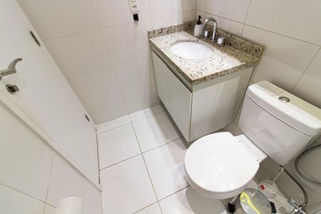 Apartamento para alugar com 45m², 1 quarto e 1 vaga Apartamento para alugar com 45m², 1 quarto e 1 vagaBanheiro da Suíte