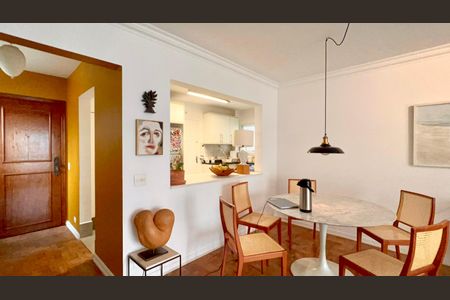 Apartamento para alugar com 84m², 2 quartos e 1 vaga Apartamento para alugar com 84m², 2 quartos e 1 vagaSala de Jantar