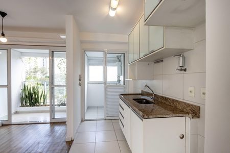 Cozinha de apartamento para alugar com 1 quarto, 85m² em Vila Pompéia, São Paulo