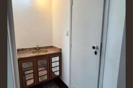 Lavabo de apartamento para alugar com 1 quarto, 96m² em Vila Clementino, São Paulo